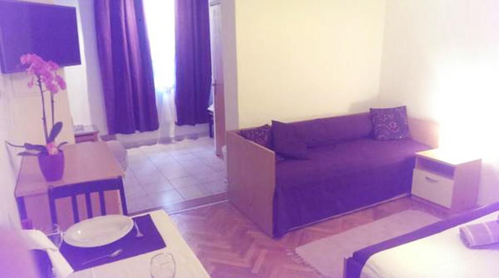 Apartments Mira Макарська Екстер'єр фото