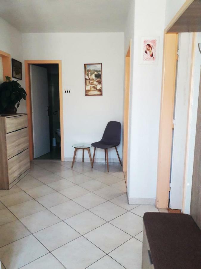 Apartments Mira Макарська Екстер'єр фото